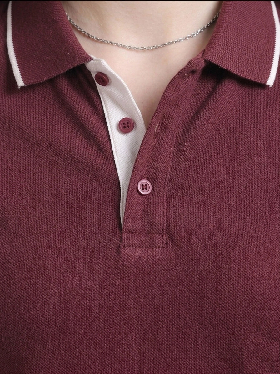 close view eco blend polo tshirt unisex for women Maroon