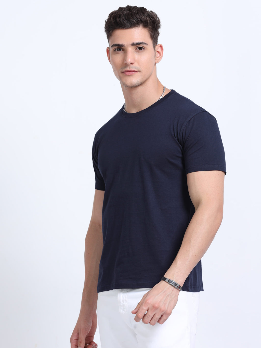 Man wearing a t-shirt with front view in  Navy Blue 