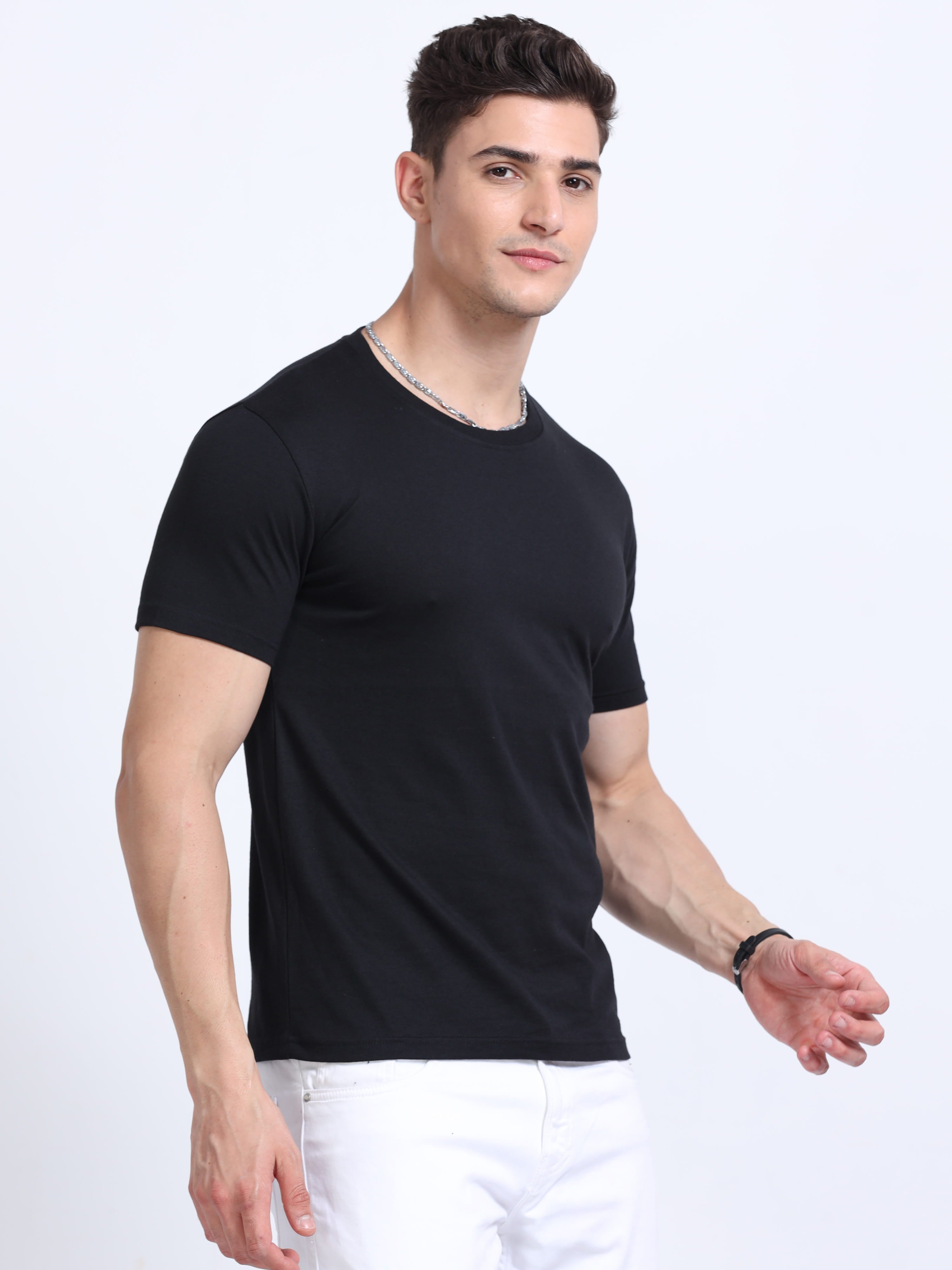 front view of man wearing t-shirt whose colour is Black