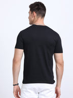 Man wearing a t-shirt with back view in  black 