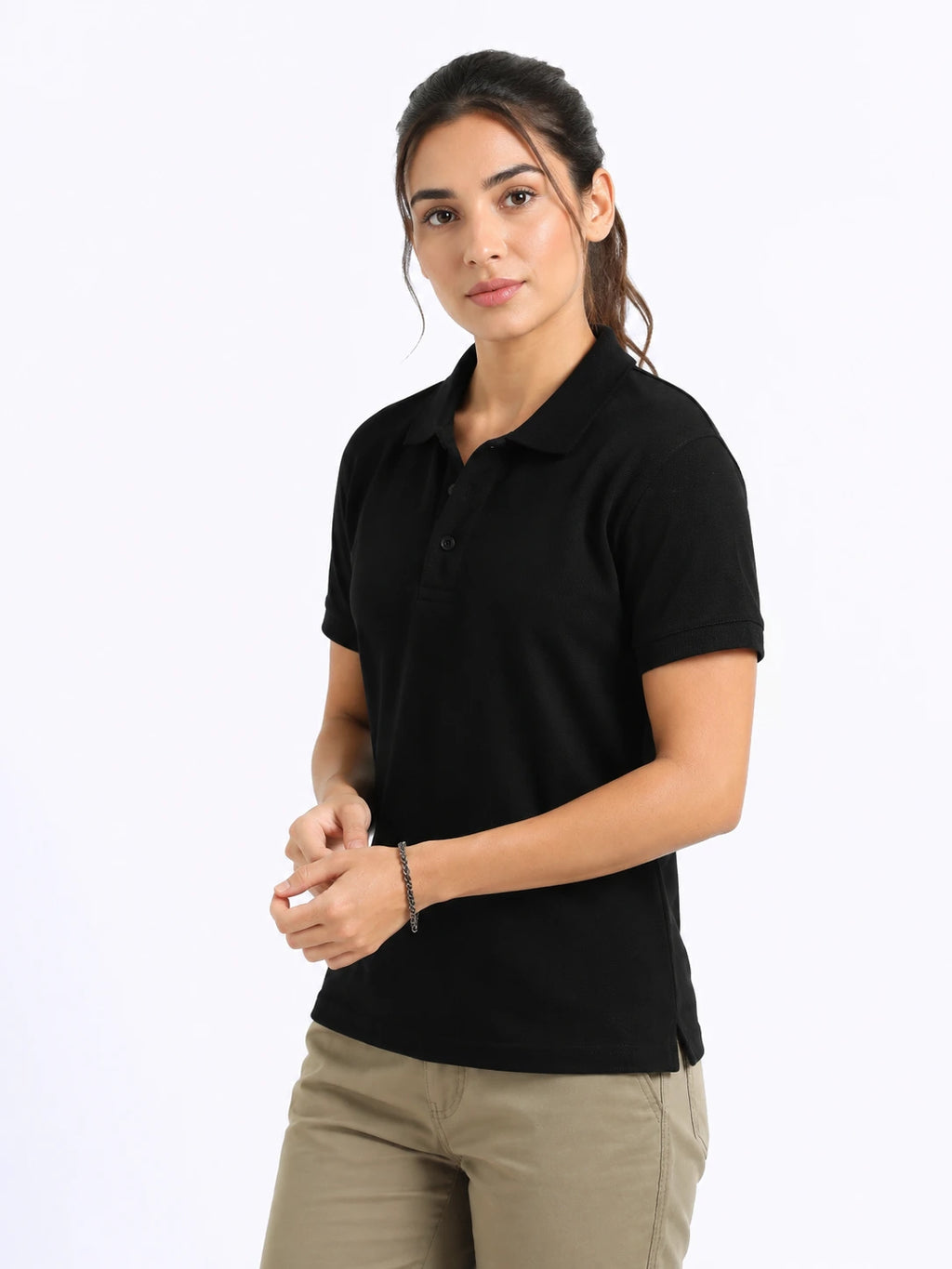 photo view of women Wearing  organic cotton polo t-shirt black 
